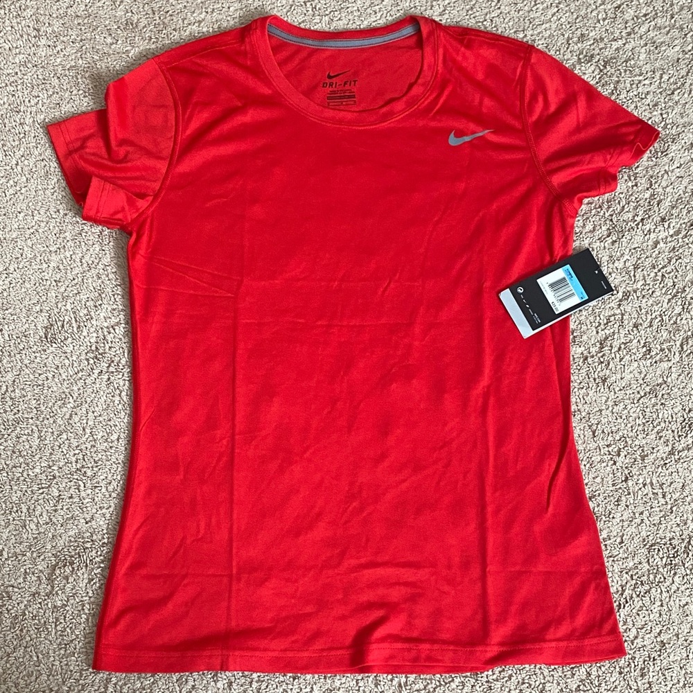 Nike Women's Bright Red Short Sleeve Tee